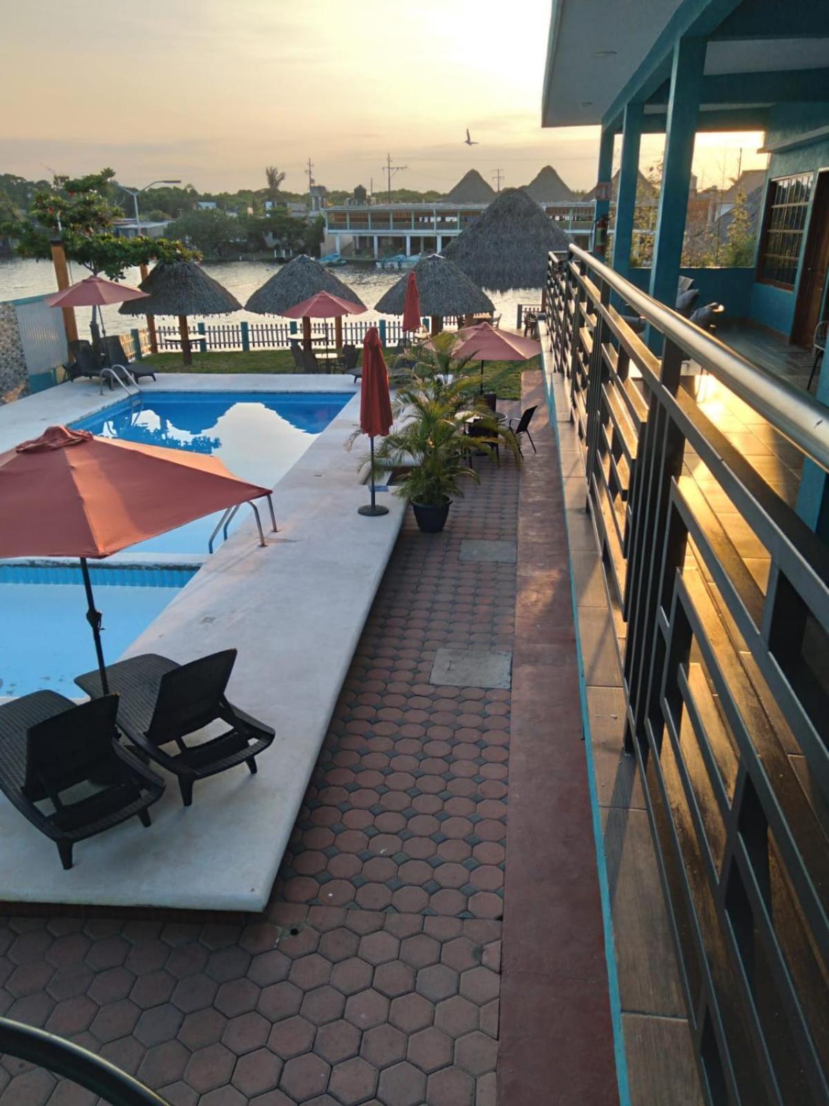 Hotel La Cueva Del Pirata Casitas Extérieur photo