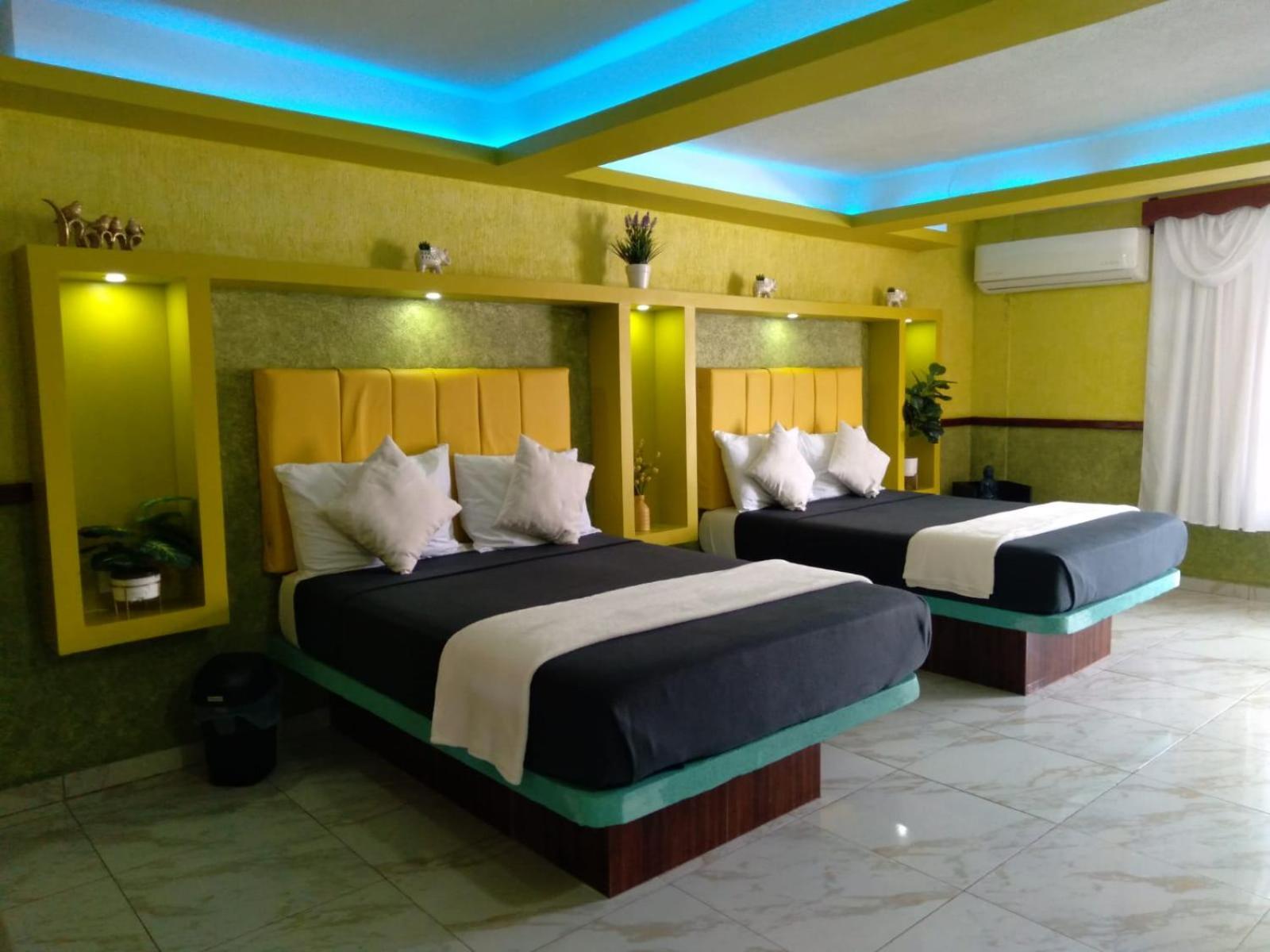 Hotel La Cueva Del Pirata Casitas Extérieur photo